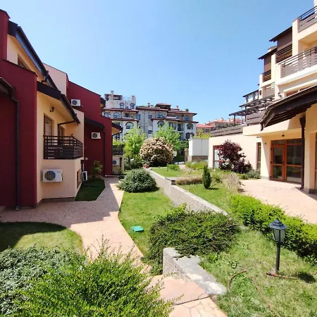 Morski Far Lighthouse-bastet Bs スヴェティ・ヴラス