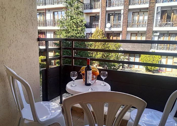 Morski Far Lighthouse-bastet Bs *